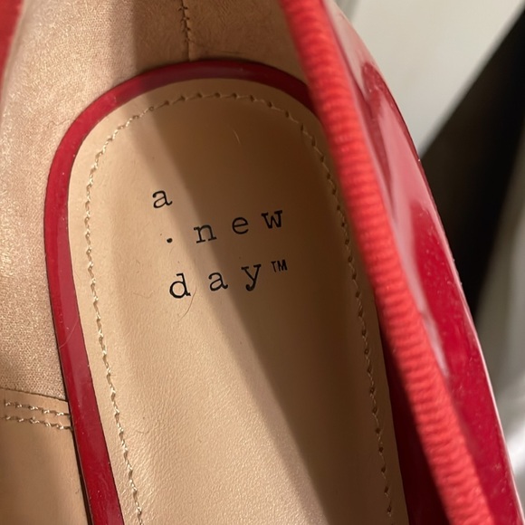 A New Day Women's Red Ballet Flats - Picture 2 of 4